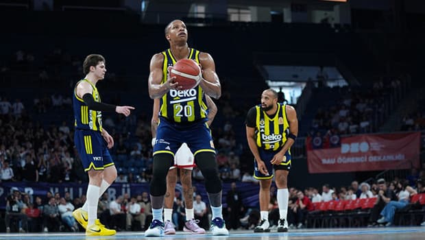 Fenerbahçe Beko Basketbol Süper Ligi'ni Lider Tamamladı