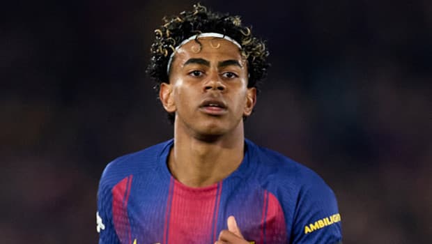 Lamine Yamal La Liga'da sezonun oyuncusu seçildi!