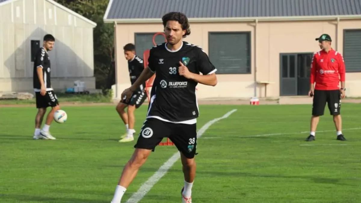 Kocaelispor, Ahmet Sağat ile yollarını ayırdı