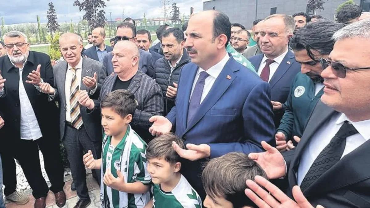Konyaspor, Antalya'da kupaya dualarla gitti