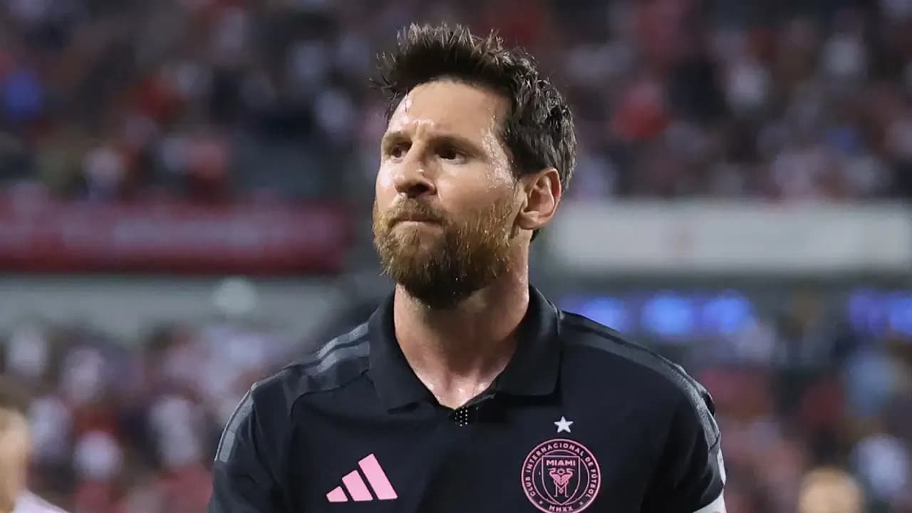 Messi'nin frikik rekoruna 3 gol kaldı