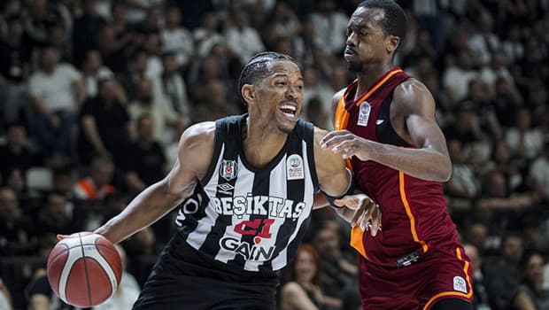 Beşiktaş, Galatasaray'ı 108-83 yendi, seride 1-0 öne geçti!