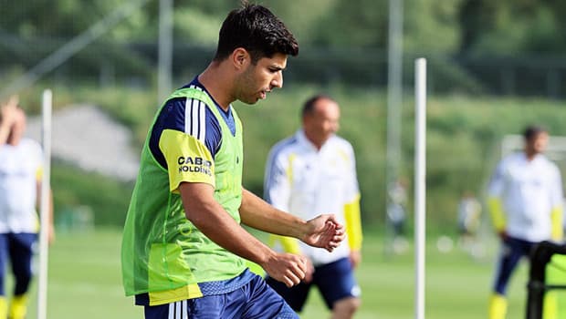 Fenerbahçe Avusturya'da çift antrenmanla çalıştı