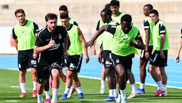 Beşiktaş Slovakya kampını yarın 2 maçla bitirecek