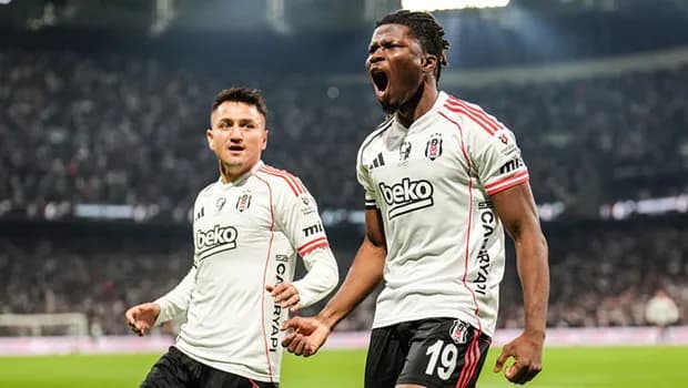 Beşiktaş'ta şok! El Bilal Toure kalma teklifini reddetti