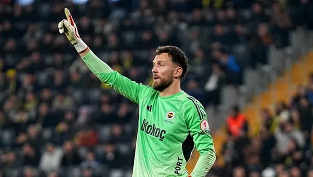 Fenerbahçe, Kaleci Tarık Çetin'in Sözleşmesini Uzattı