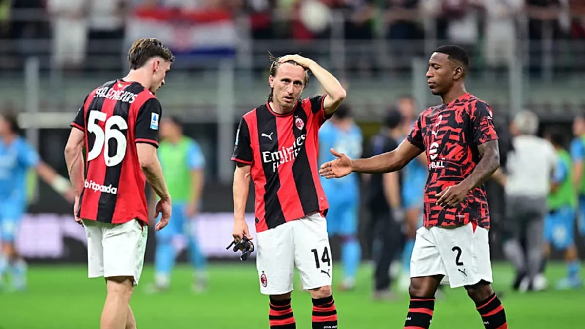 Milan, Cagliari şokunda Şampiyonlar Ligi'ni kaçırdı!