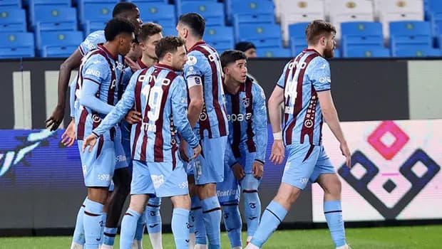 Trabzonspor'da gol yükü üçlüye kaldı: 61 golde imza onlarda