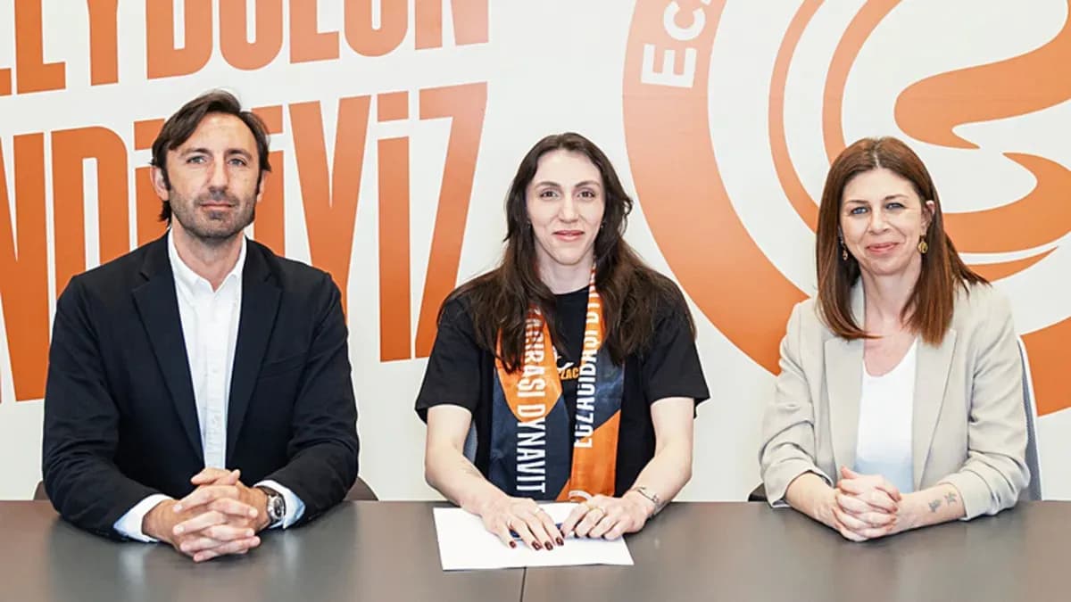 Aslı Kalaç Fenerbahçe'den Eczacıbaşı Dynavit'e transfer oldu