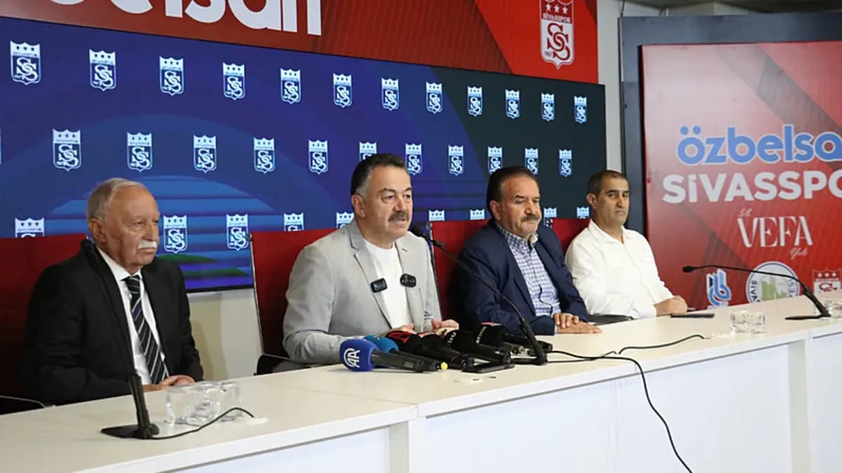 Çağlayan'dan 'divan para alıyor' iddialarına sert yanıt!