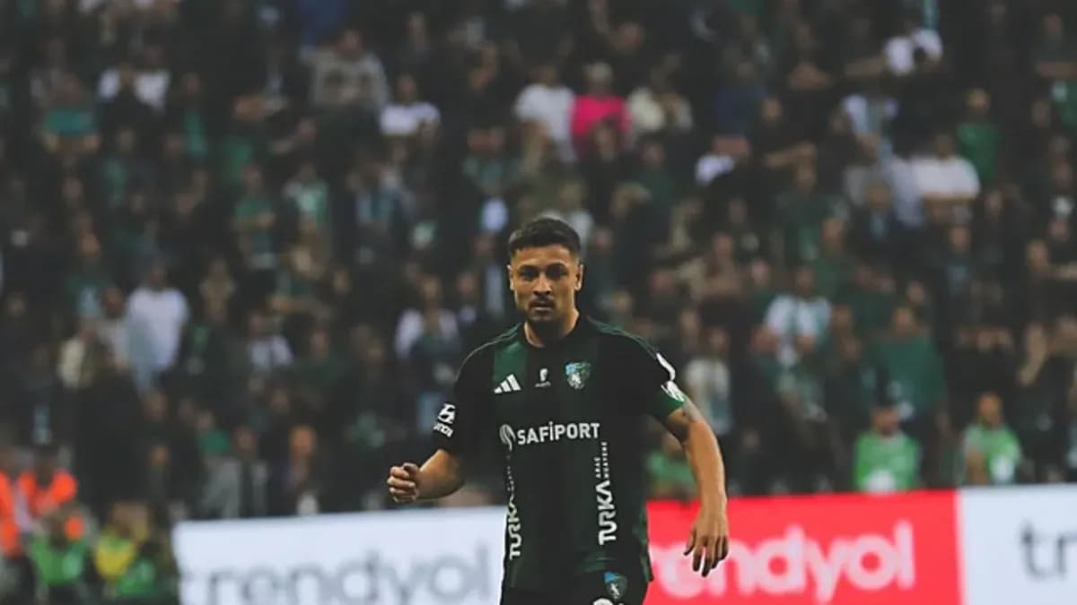 Kocaelispor'da kaptan Ahmet Oğuz veda etti