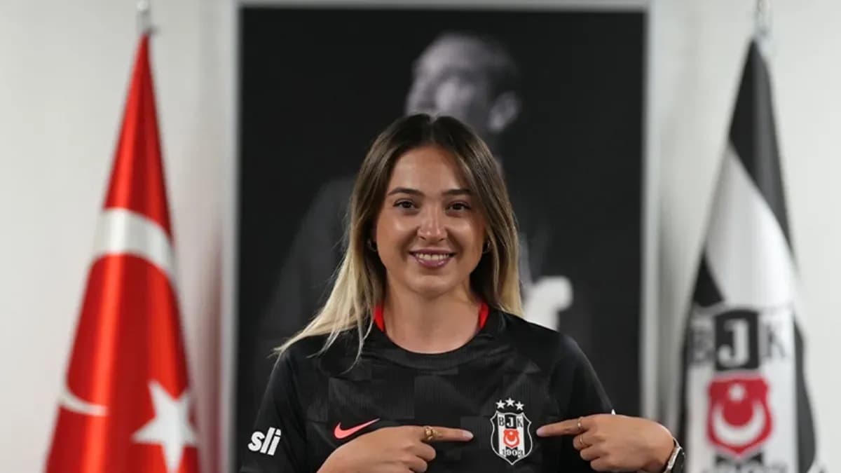 Beşiktaş, Berna Yeniçeri'yi transfer etti!