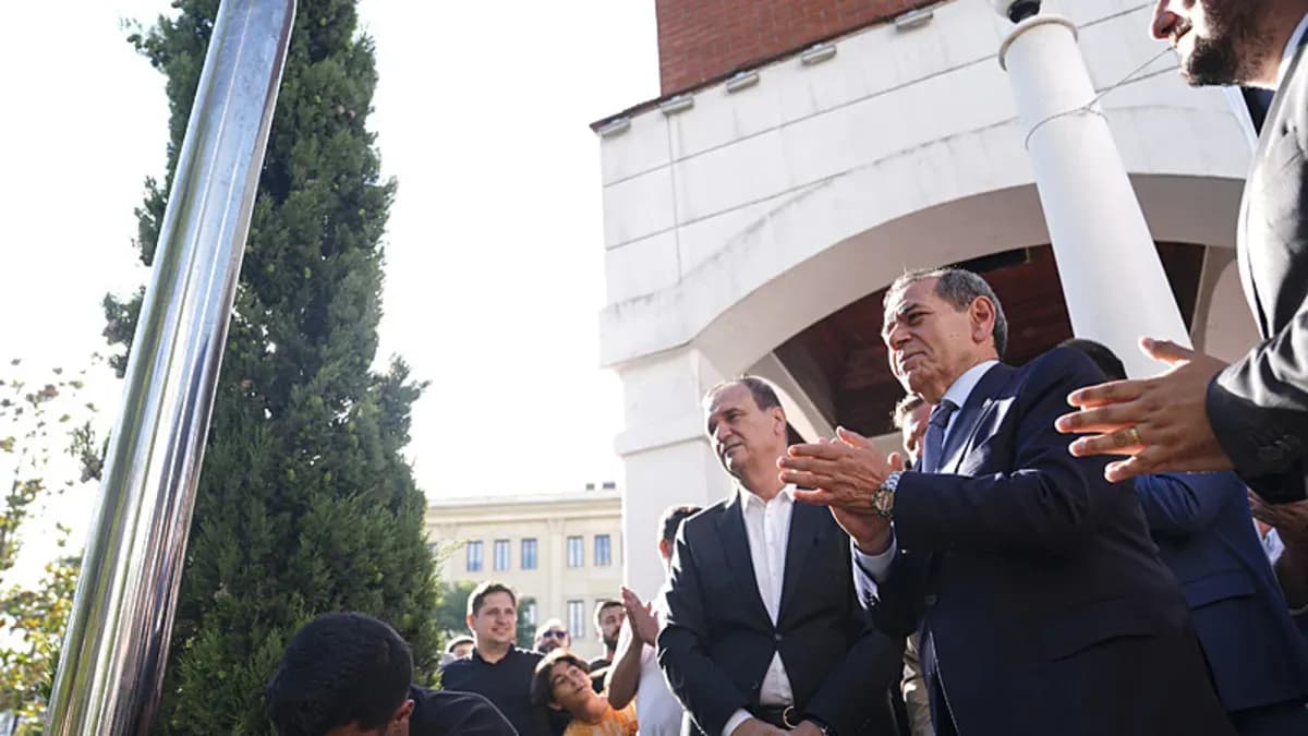 Dursun Özbek: Anamızın ak sütü gibi helal şampiyonluk!