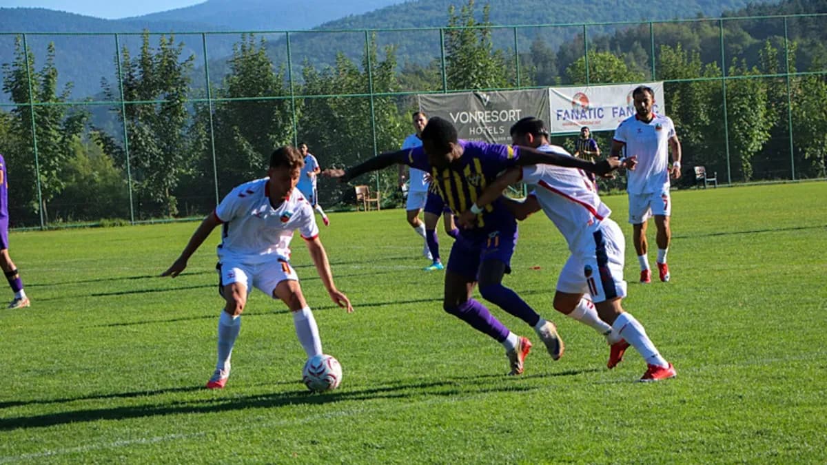 Eyüpspor hazırlık maçında Mardin 1969'u 1-0 geçti