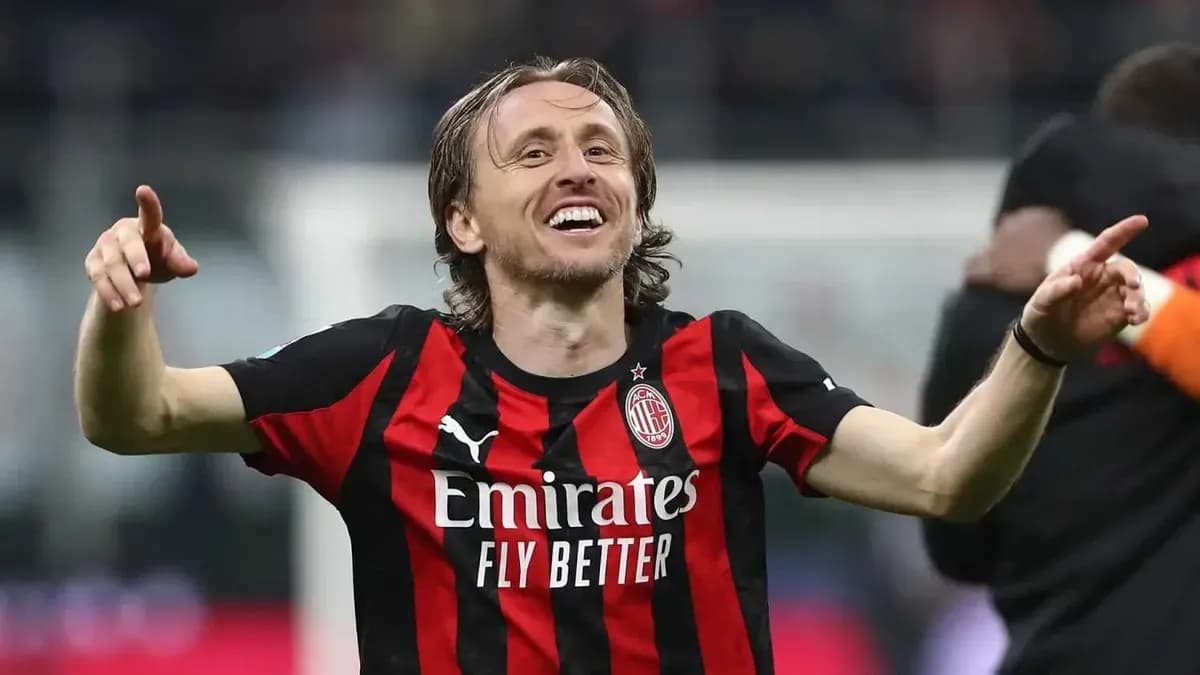 Modric 41 yaşına kadar Real Madrid'de kalacak