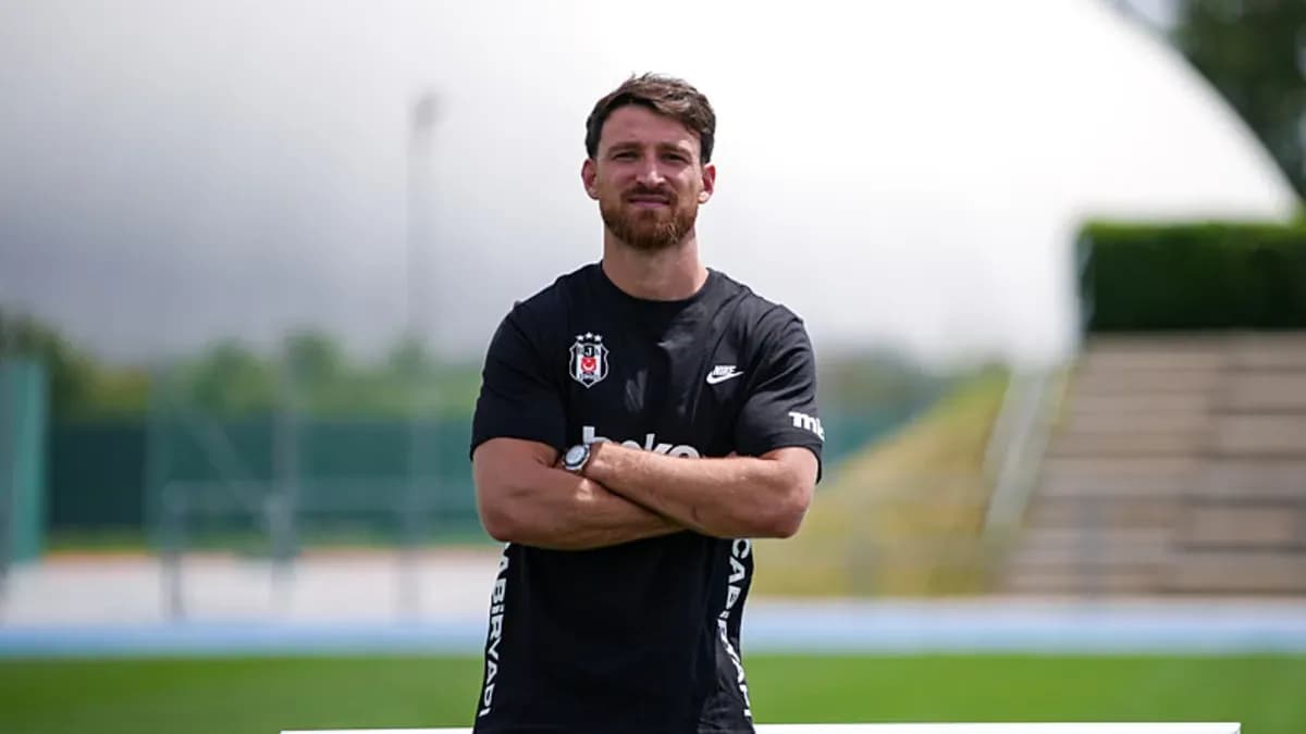 Salih Özcan: Beşiktaş formasını giymek için sabırsızlanıyorum