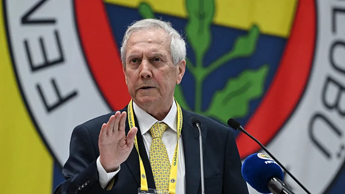 Aziz Yıldırım futbolcularla buluştu!