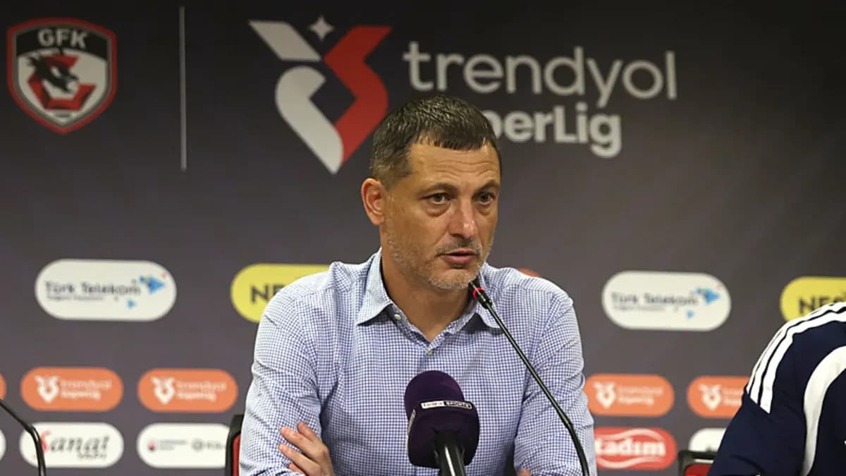 Radoi: Yeterli oyuncularımızın olmadığı mevkiler var!