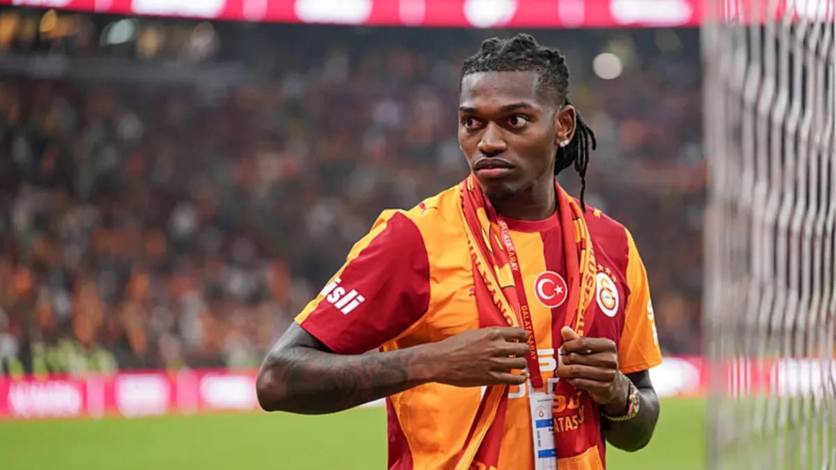 Rafael Leao'nun menajeri Galatasaray transferini açıkladı!
