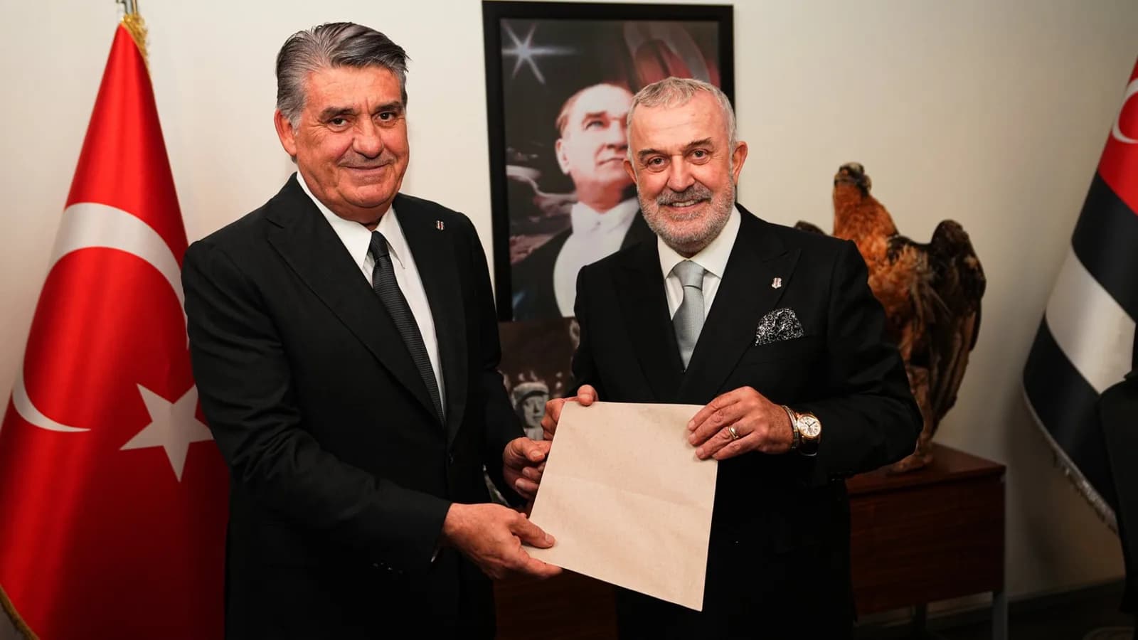 Beşiktaş'ta Serdal Adalı'nın yönetim kurulu listesi açıklandı