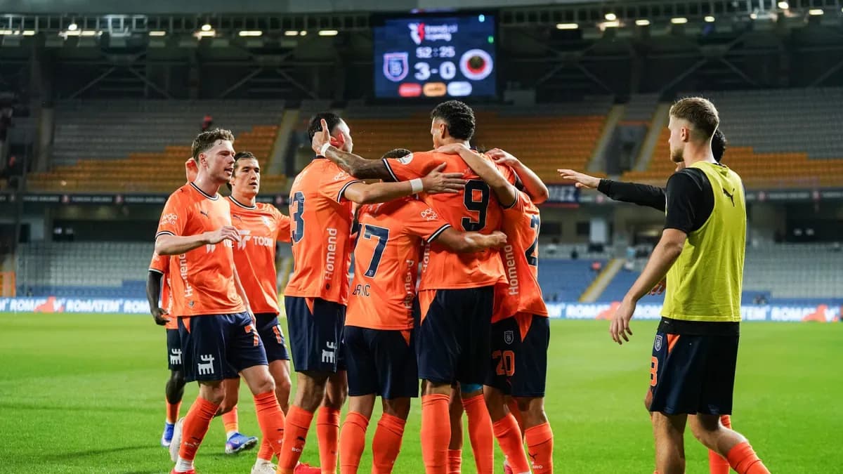 Başakşehir-Gaziantep FK maçında 19.00'da düdük çalacak