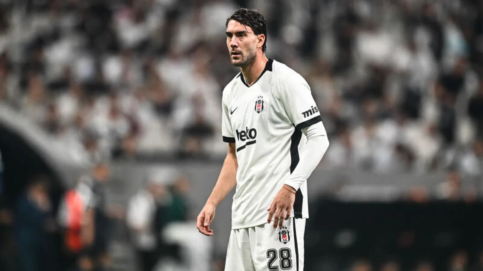 Beşiktaş'ta Vlahovic, Hoffenheim deplasmanında forma giyemeyecek