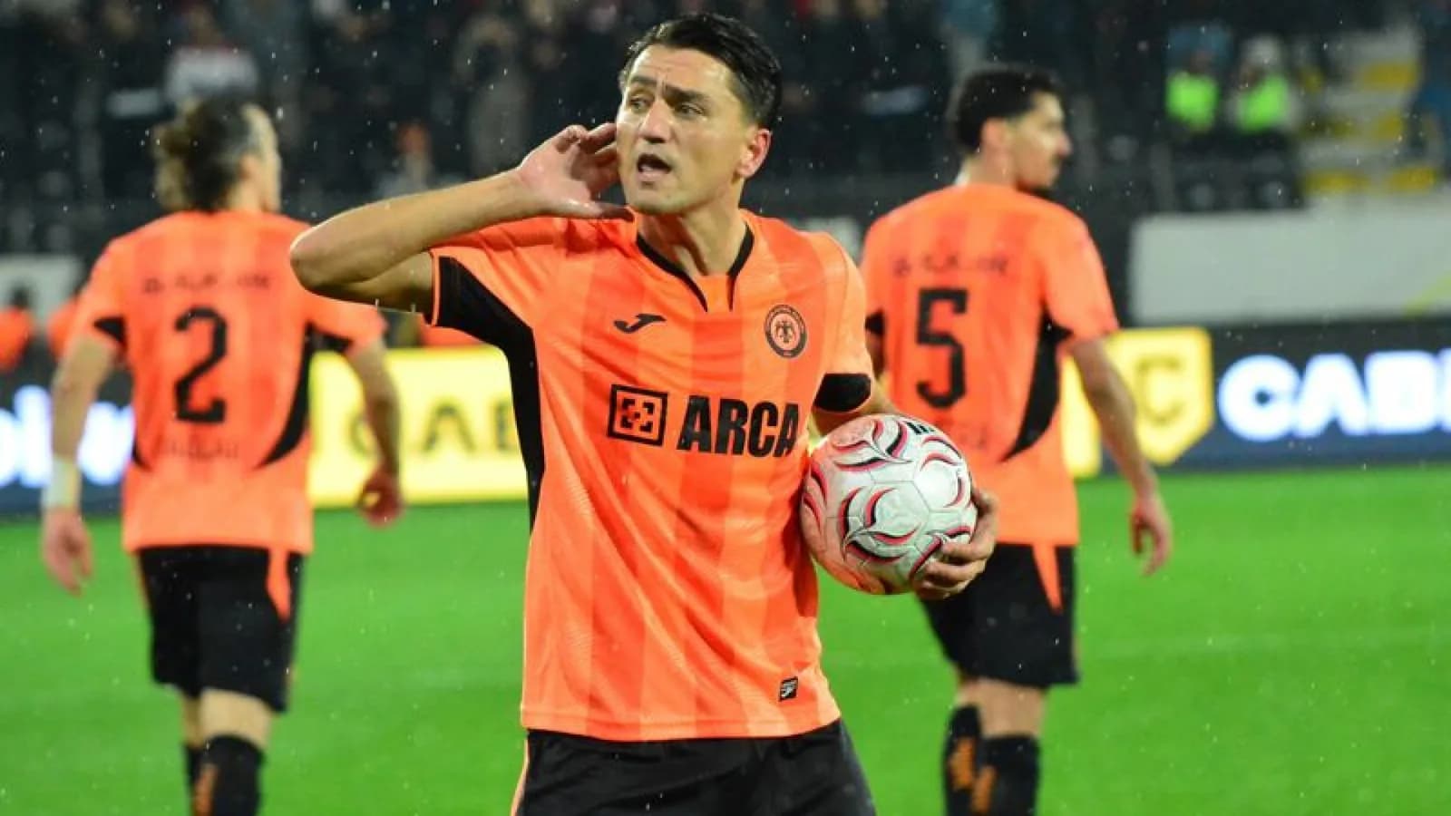 Çorum FK, Rizespor'u geriden gelerek 2-1 mağlup etti