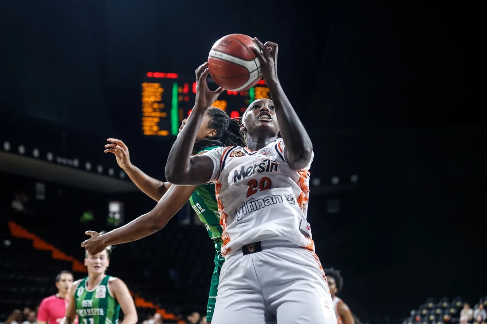 FIBA Kadınlar Süper Kupa'da Fenerbahçe-ÇBK Mersin eşleşmesi