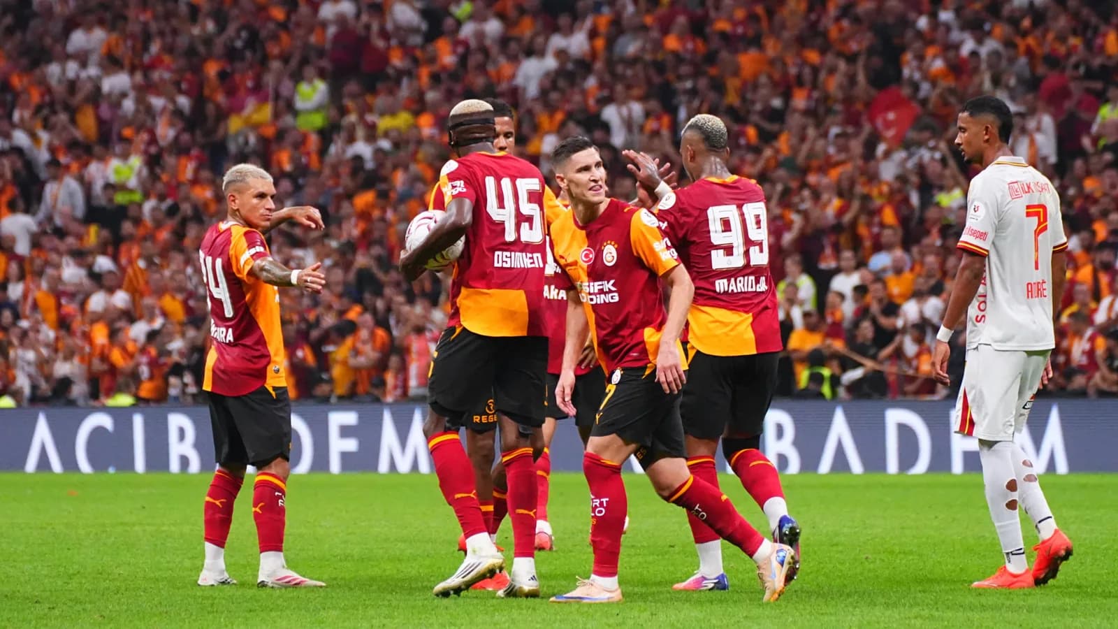 Galatasaray'da Yener İnce'den Osimhen, Singo, Sallai ve Lemina açıklaması