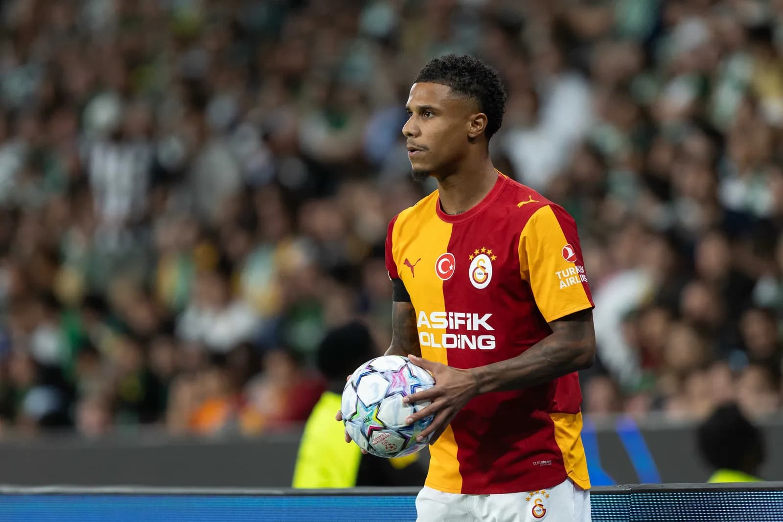 Jakobs'un milli takım kararına Vieira'dan açıklama