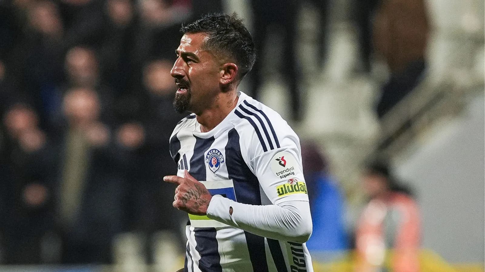 Kerem Demirbay'dan tartışma yaratan Galatasaray sözlerine açıklama