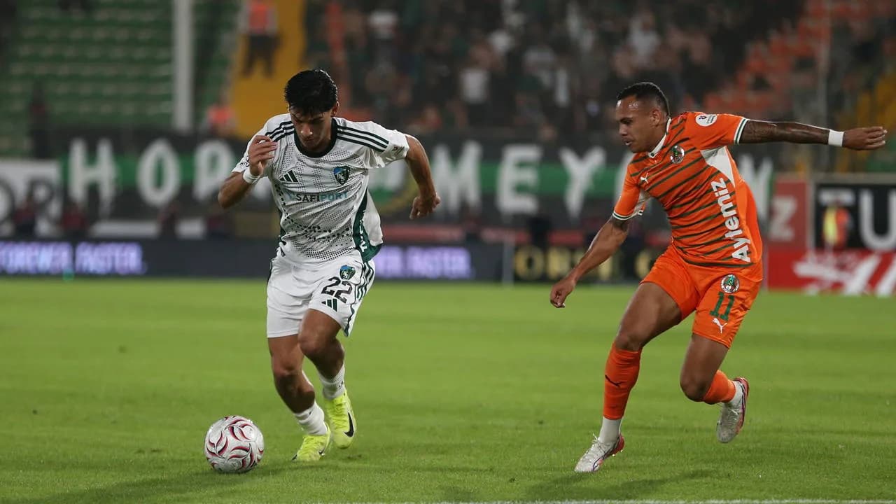 Kocaelispor, Alanya'dan 2-1 galibiyetle döndü