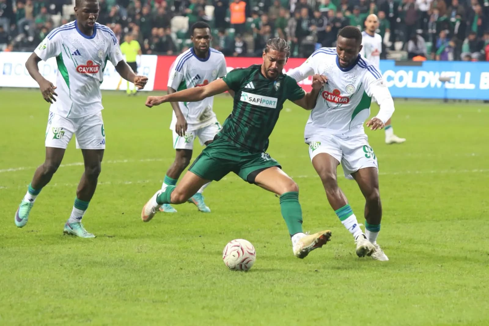 Kocaelispor-Rizespor 0-0: Berkan Kutlu'nun golü sayılmadı
