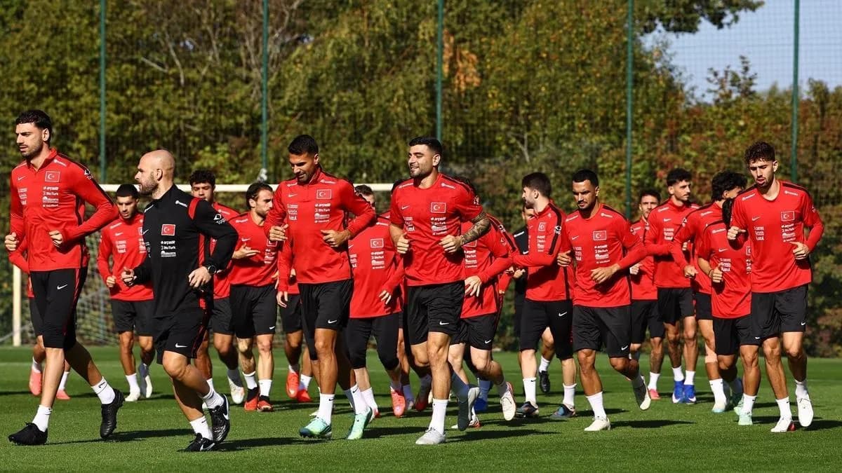 Montella: İtalya karşısında güzel bir sonuç alacağımıza ümitliyim