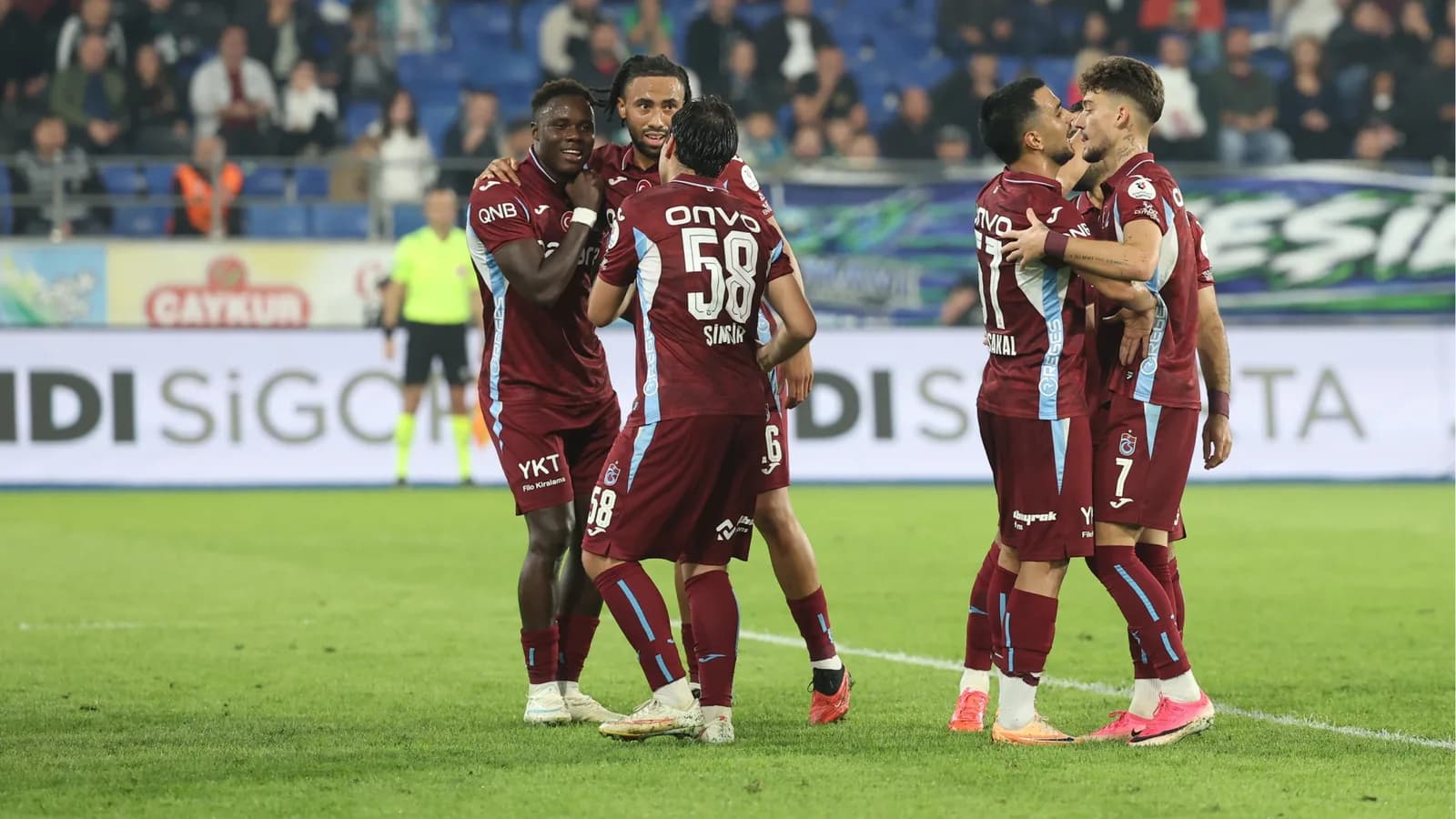Trabzonspor'da Muçi asistleriyle Rize'yi 4-3 yendirdi